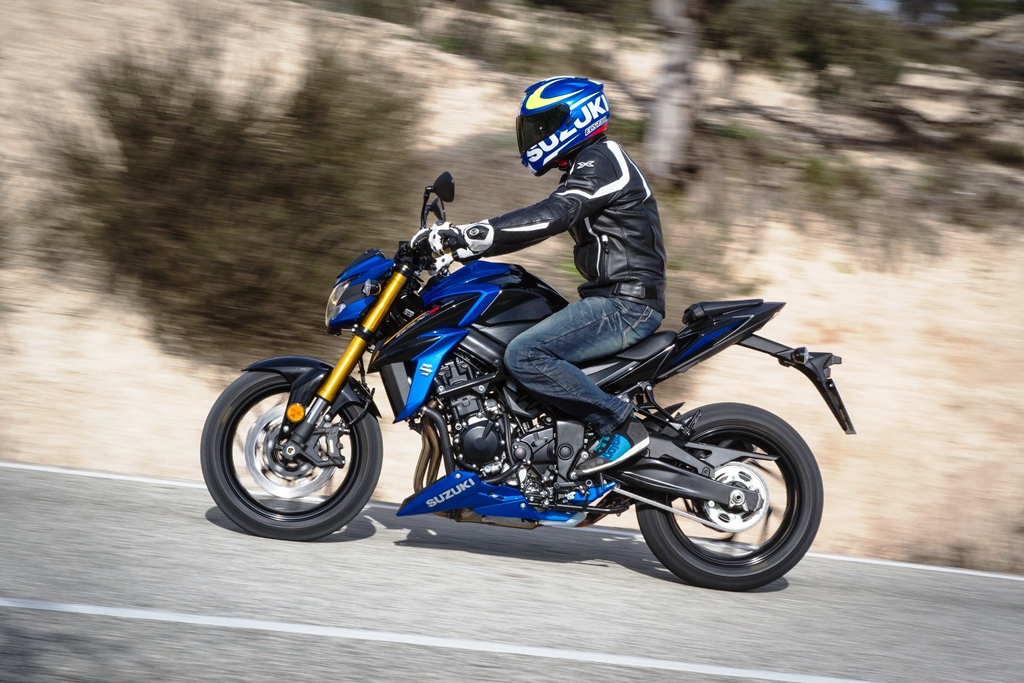 Suzuki Gsx S Abs La Naked Giapponese Diventa Pi Facile Da Domare