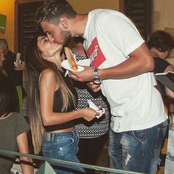 l amore non ha altezza donnarumma innamorato alessia gli ha rapito il cuore foto