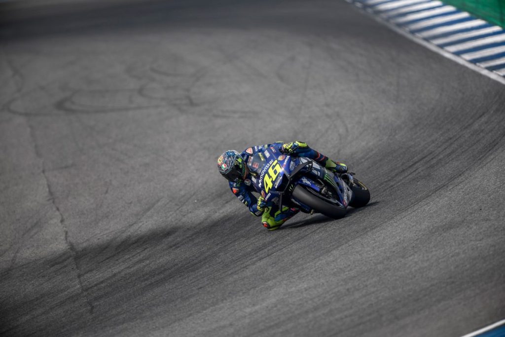 Motogp Valentino Rossi Alza Già Bandiera Bianca Le Parole Del Dottore