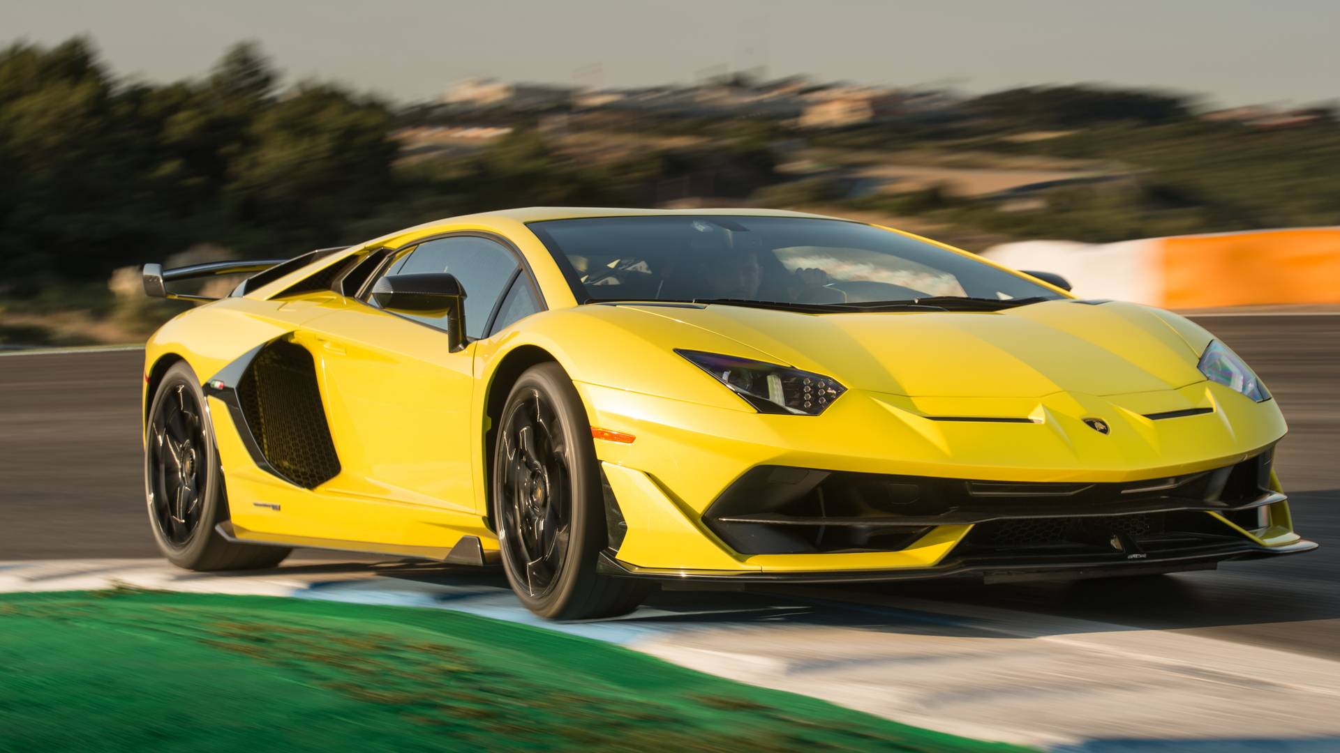  Lamborghini  Aventador SVJ  il V12 aspirato da 770 CV la 