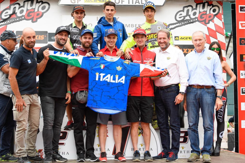 Moto Presentata Durante Le Premiazioni Del Gp Ditalia Di Enduro La