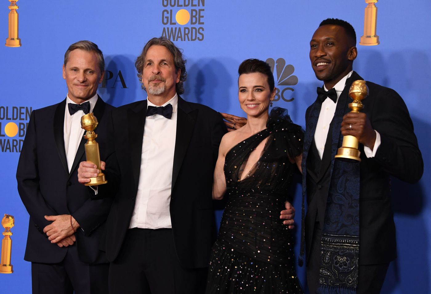 Золотом глобус. Золотой Глобус 2021 Билл Мюррей. Golden Globe 2019. Фильм номинант на золотой Глобус. Золотой Глобус 2022 победители актеров.