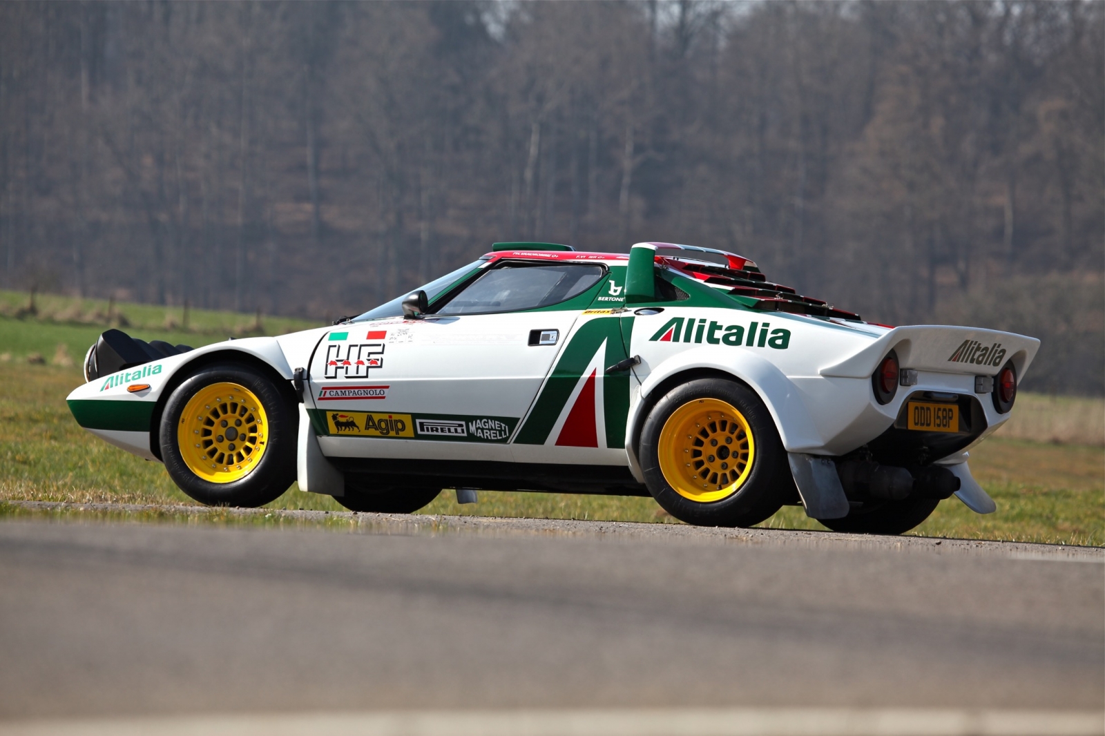 Lancia stratos rally