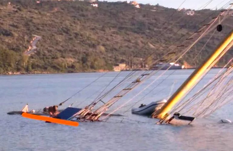 Tragedia In Grecia Trovato Morto Un Uomo Legato All Albero Della Sua Barca